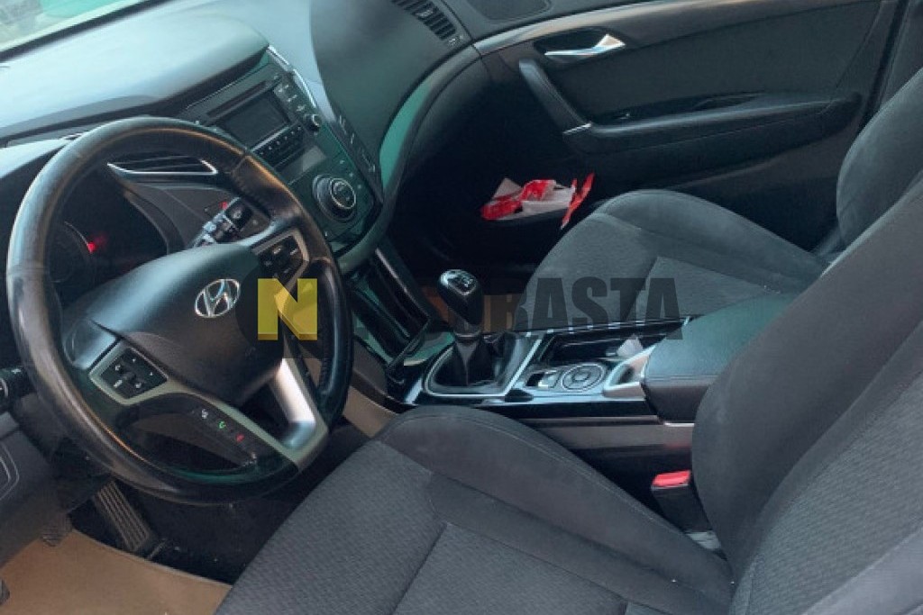 Hyundai i40 Sedán 1.7 CRDi BlueDrive 2013