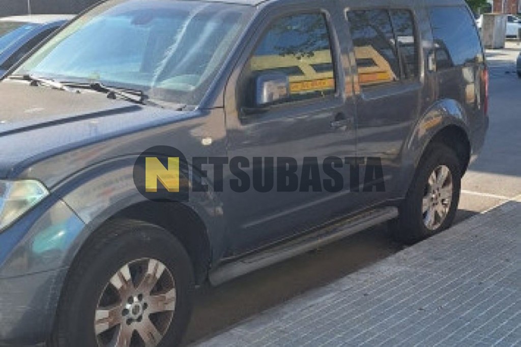 Nissan Pathfinder 2.5 dCi 7 plazas Aut. 2007