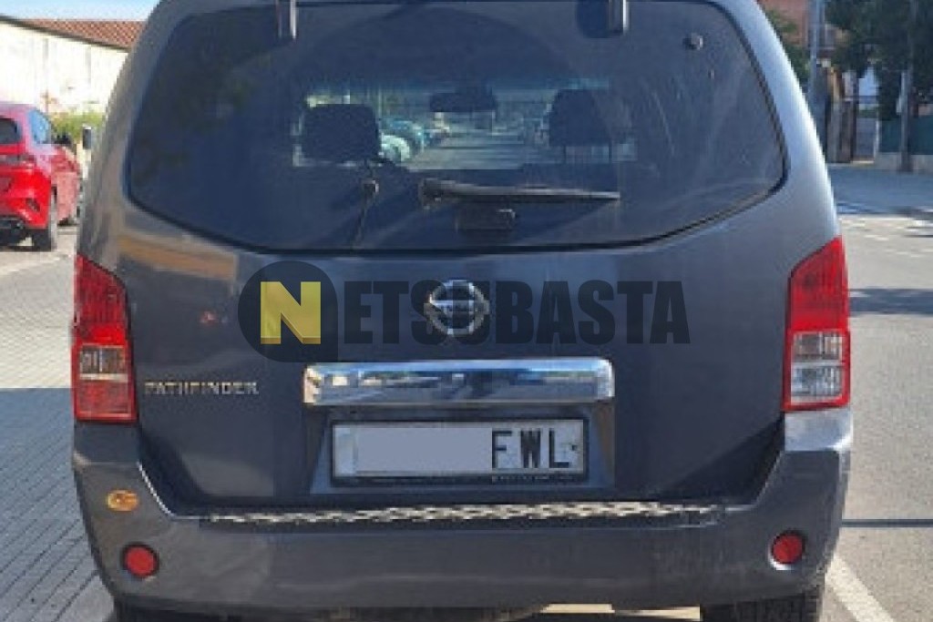Nissan Pathfinder 2.5 dCi 7 plazas Aut. 2007