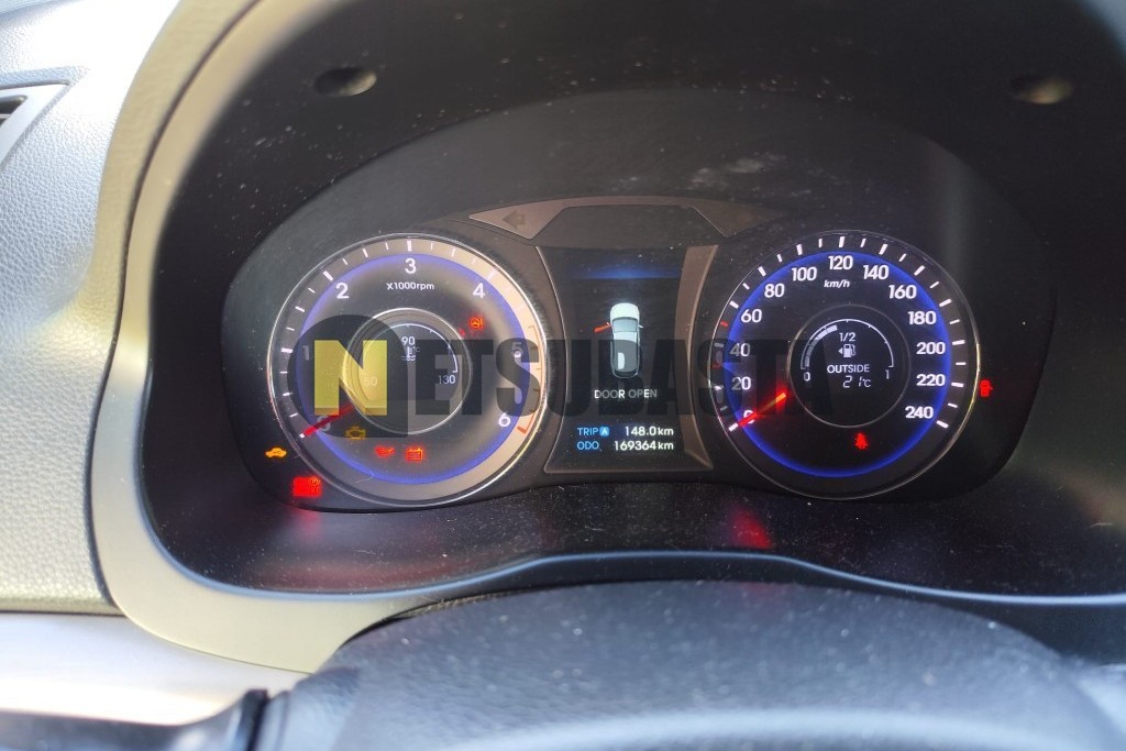Hyundai i40 CW 1.7 CRDi BlueDrive 2012