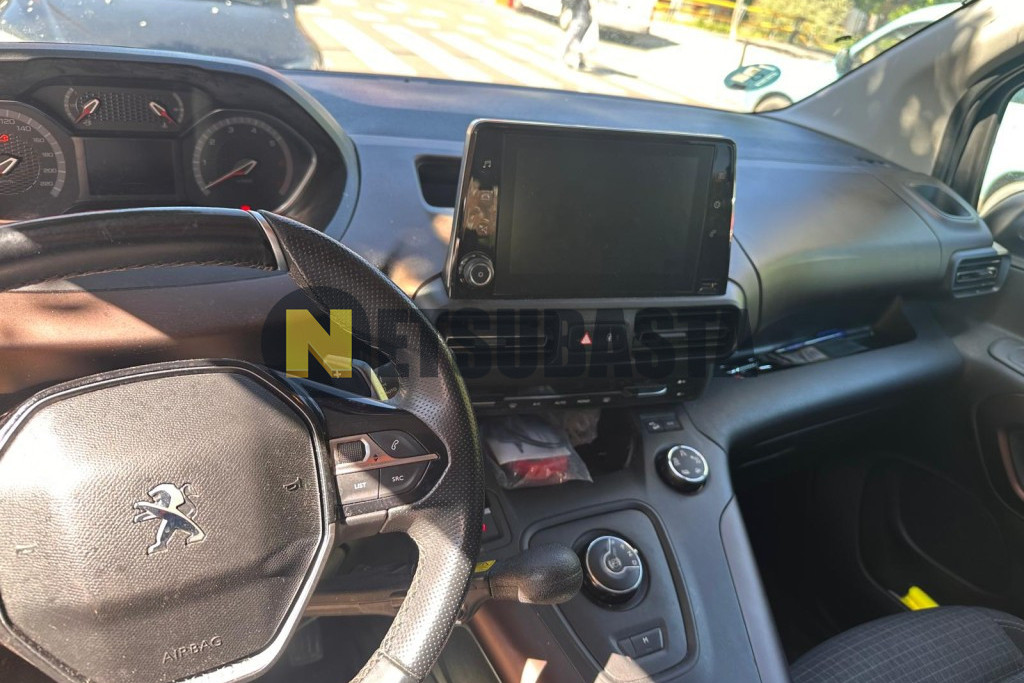 Peugeot Rifter 1.5 BlueHDi EAT8 7 plazas 2020