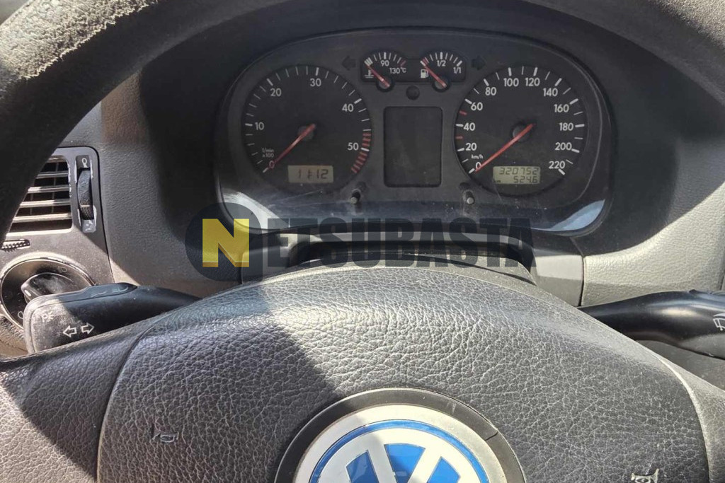 Volkswagen Bora 1.9 TDI 2001