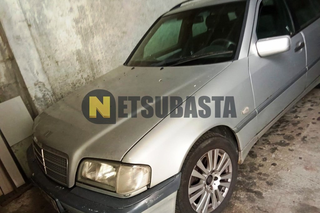 Mercedes-Benz C 250 TD Familiar Aut. 1997