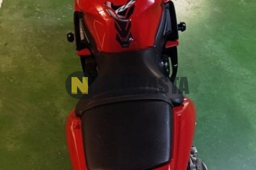 Yamaha YZF R6 2005