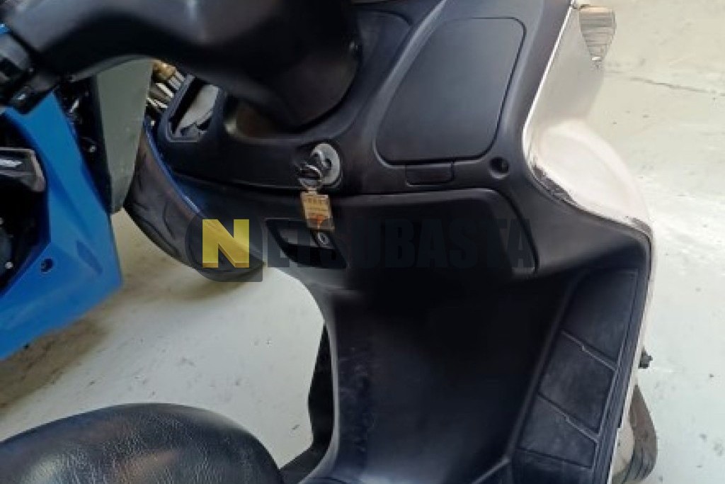 Suzuki Burgman 200 2011