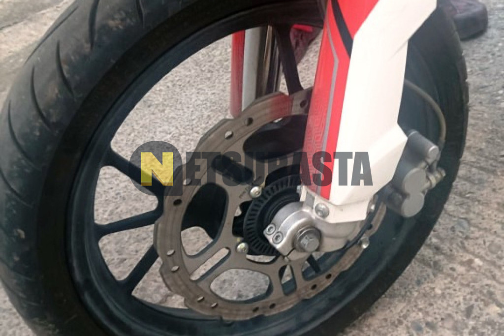 SWM SM 125R 2024