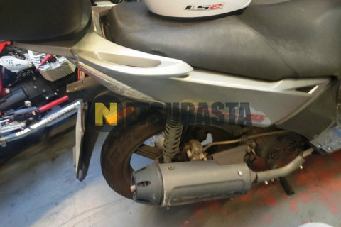 Yamaha XVS 1100 Drag Star 2005