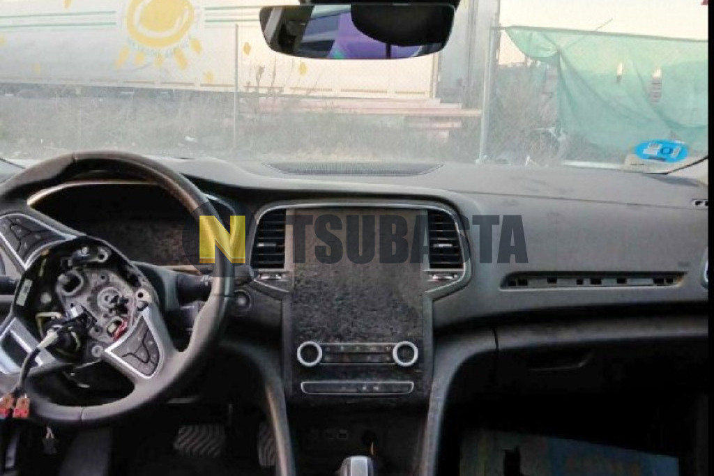 Renault Megane Sport Tourer E-TECH Híbrido enchufable 2021