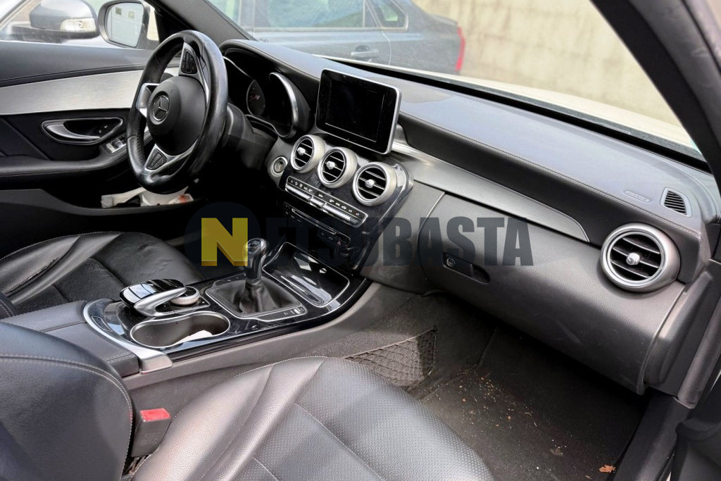 Mercedes-Benz C 220 CDI BlueEFFICIENCY 2014