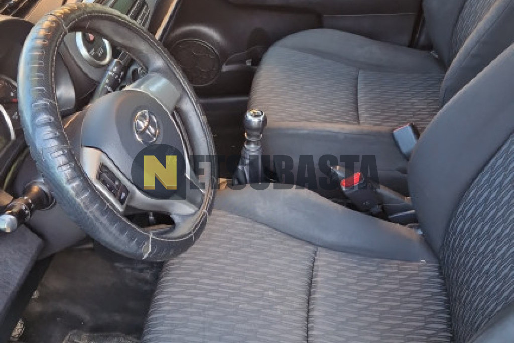 Toyota Yaris 90D 2014