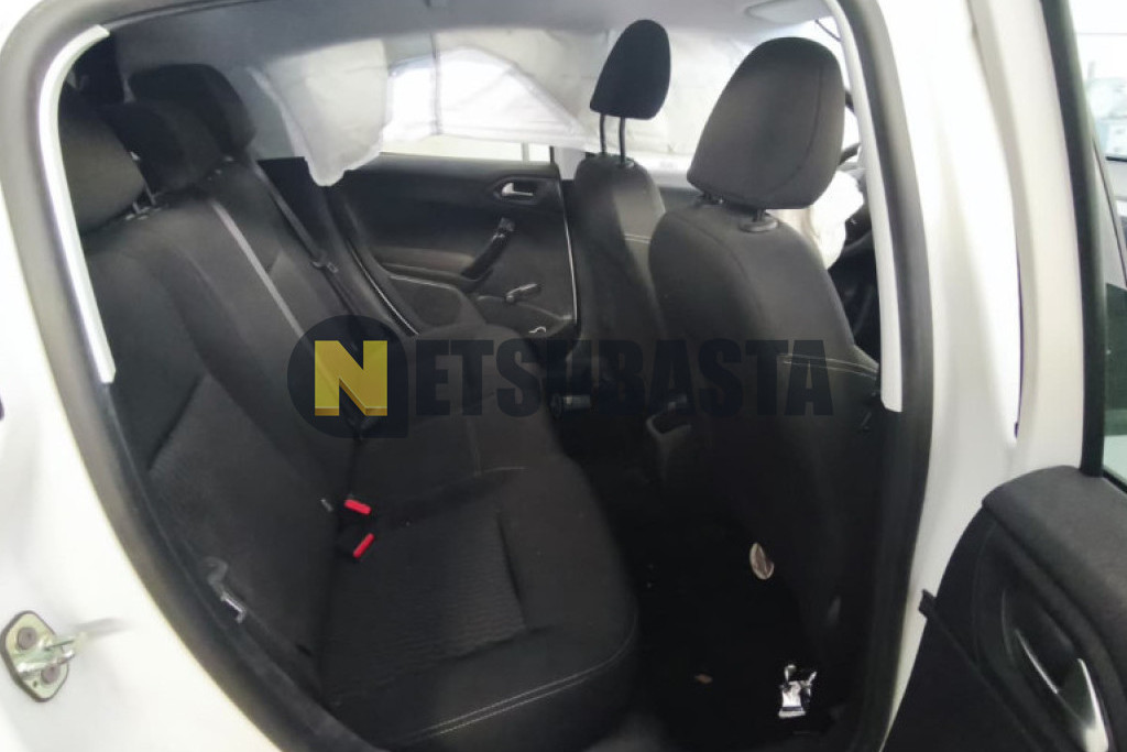 Peugeot 208 1.2 PureTech 2014