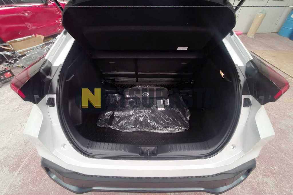 Toyota C-HR 200H 2024
