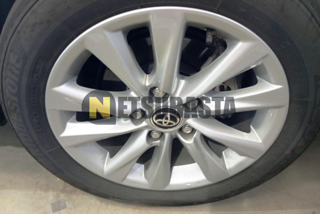 Toyota Corolla Touring Sports 140H 2025