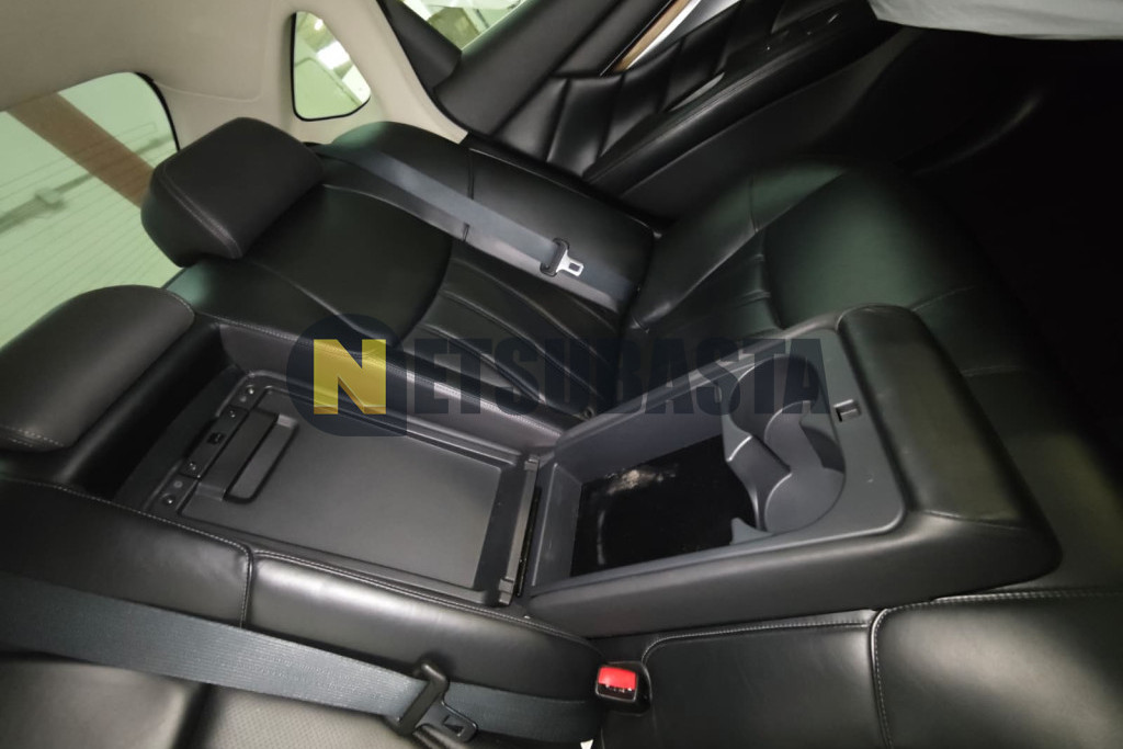 Infiniti M35h 2011