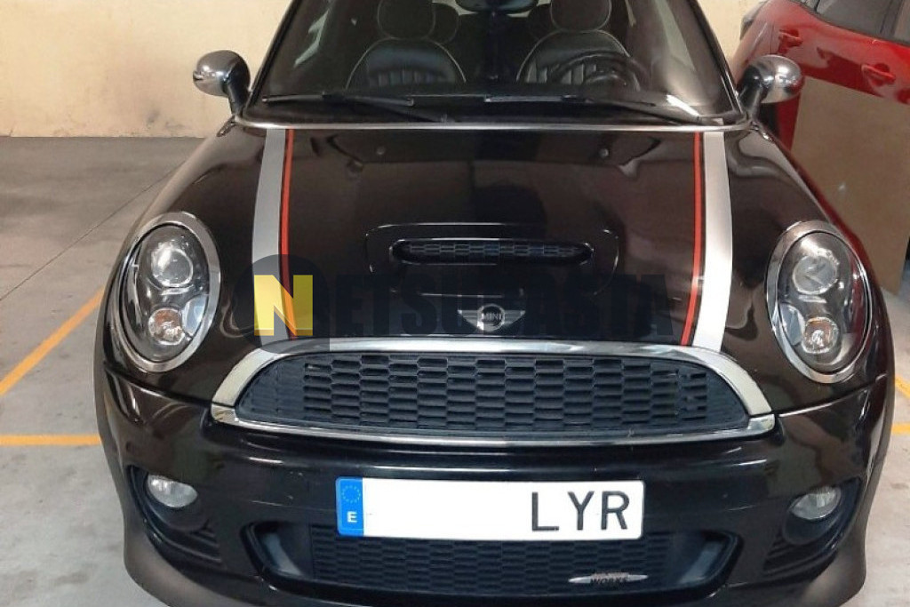 Mini John Cooper Works 2012