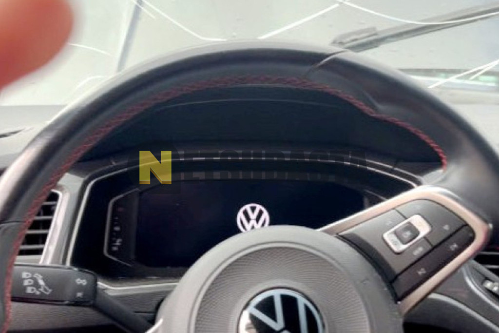 Volkswagen T-Roc 1.5 TSI 2021