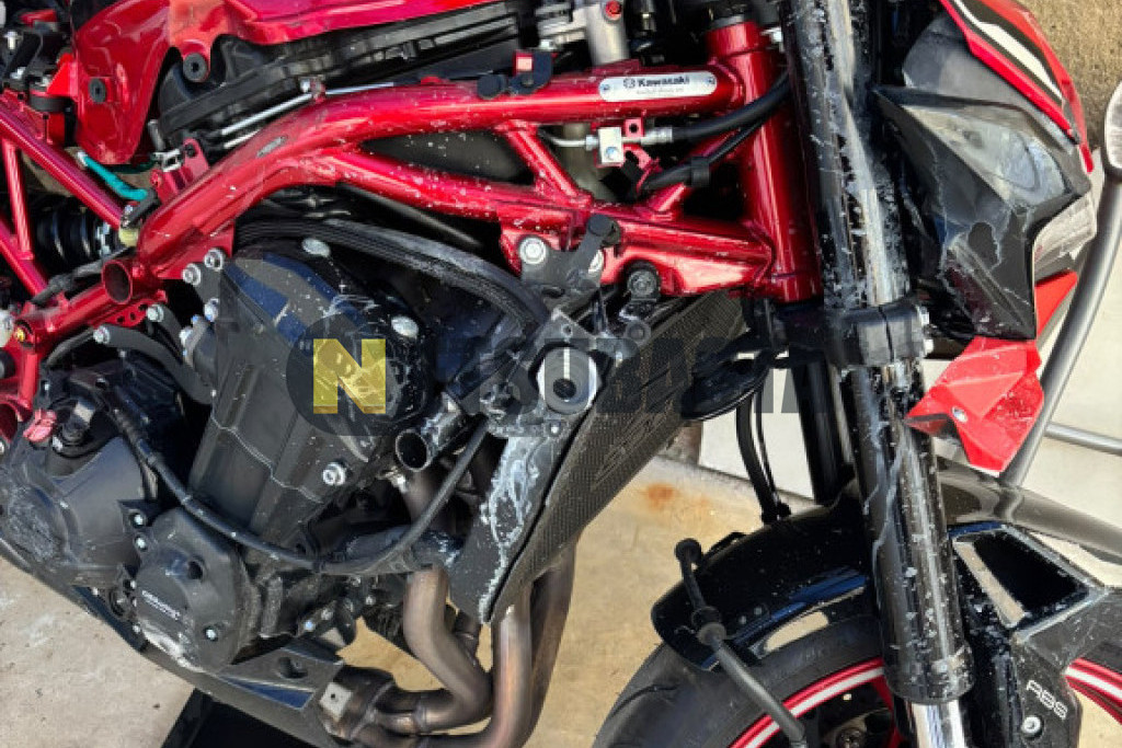 Kawasaki Z 900 2023