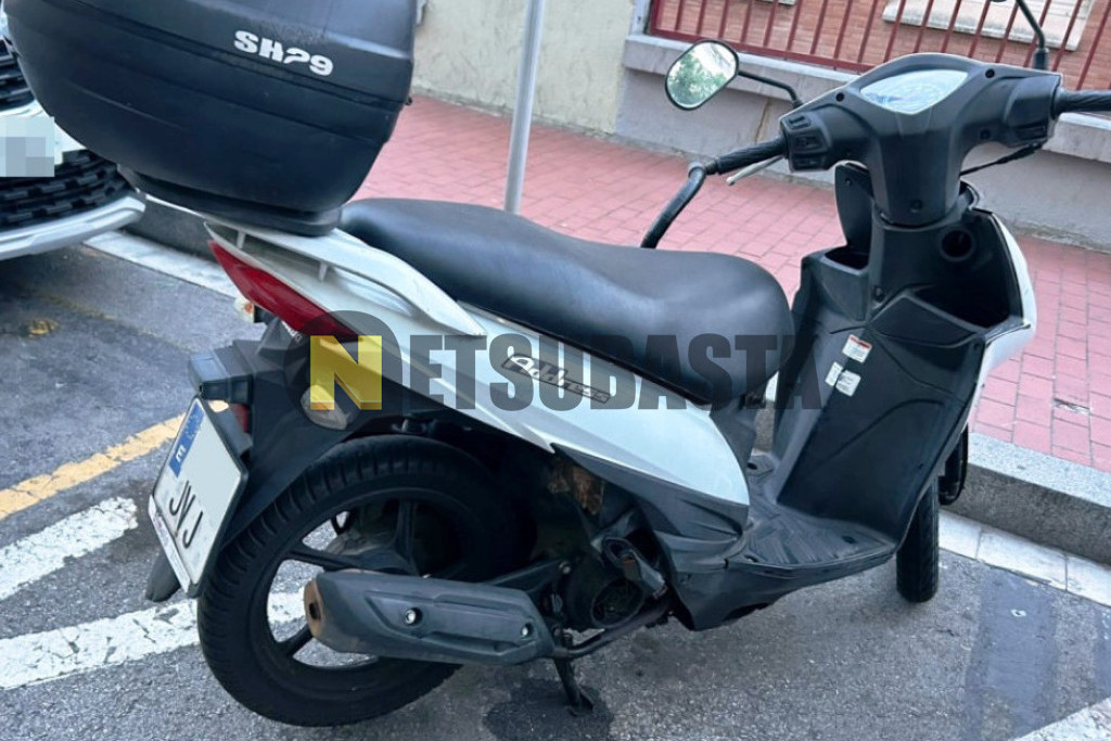 Suzuki Address 110 2016