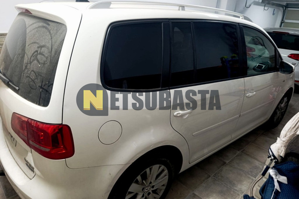 Volkswagen Touran 2.0 TDI DSG 2013