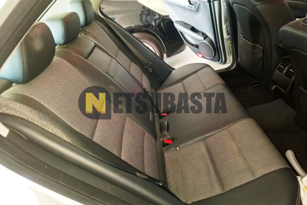 Mercedes-Benz C 200 CDI BlueEFFICIENCY 2011
