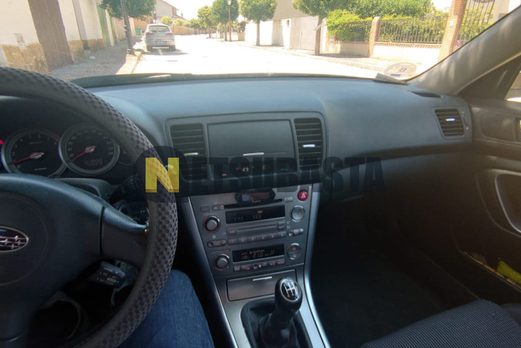 Subaru Outback 2.5i 2005