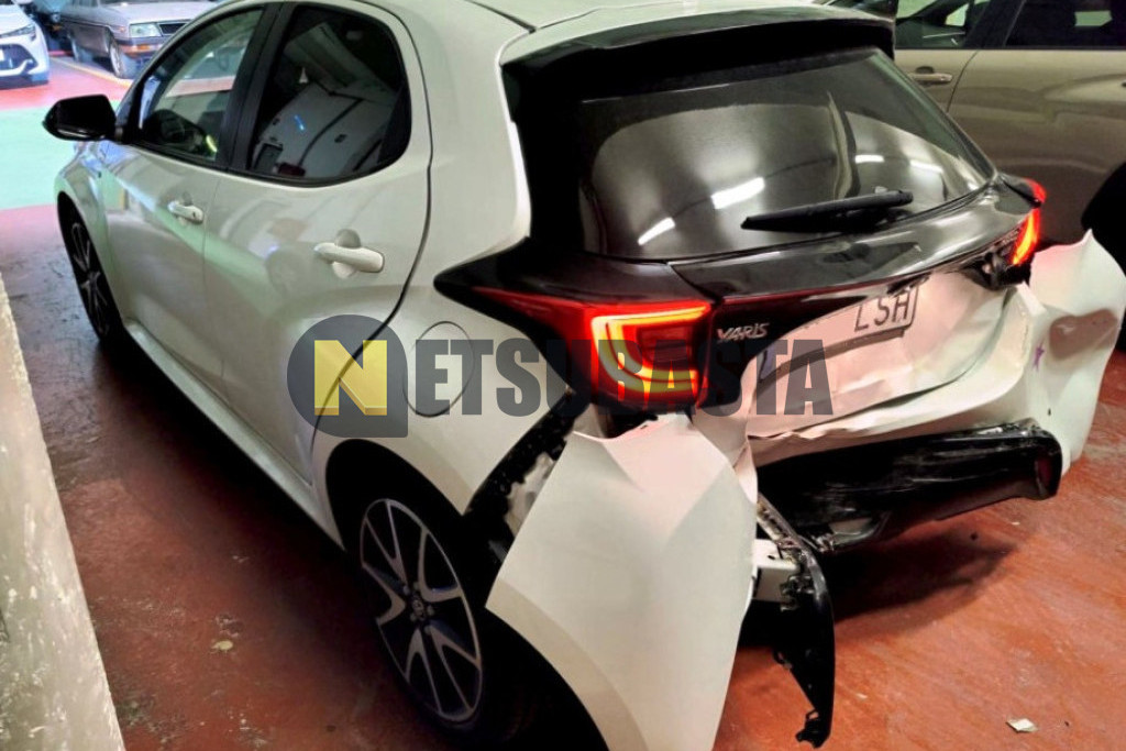 Toyota Yaris 1.5 120H 2021