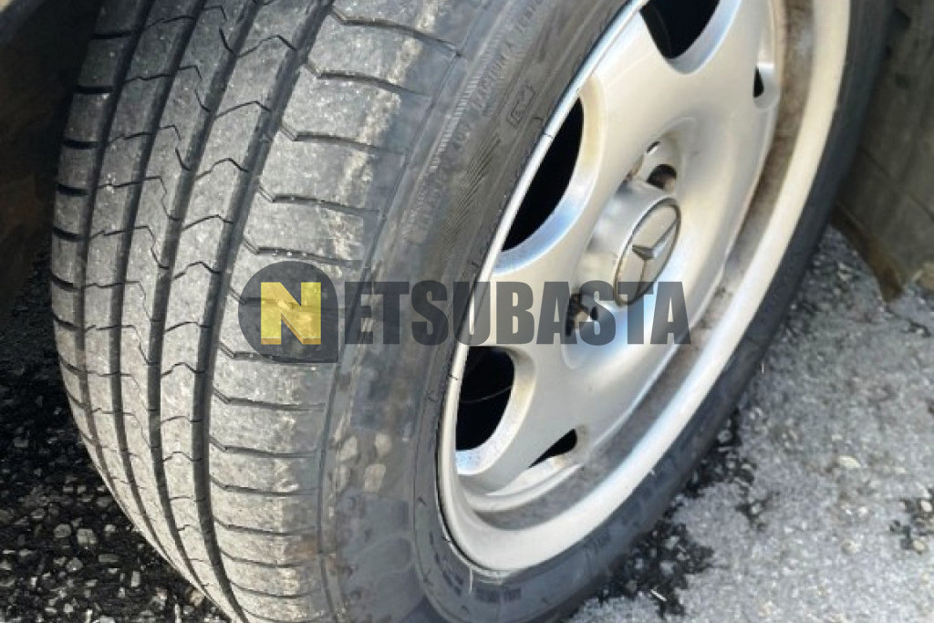 Mercedes-Benz E 200 K 2004