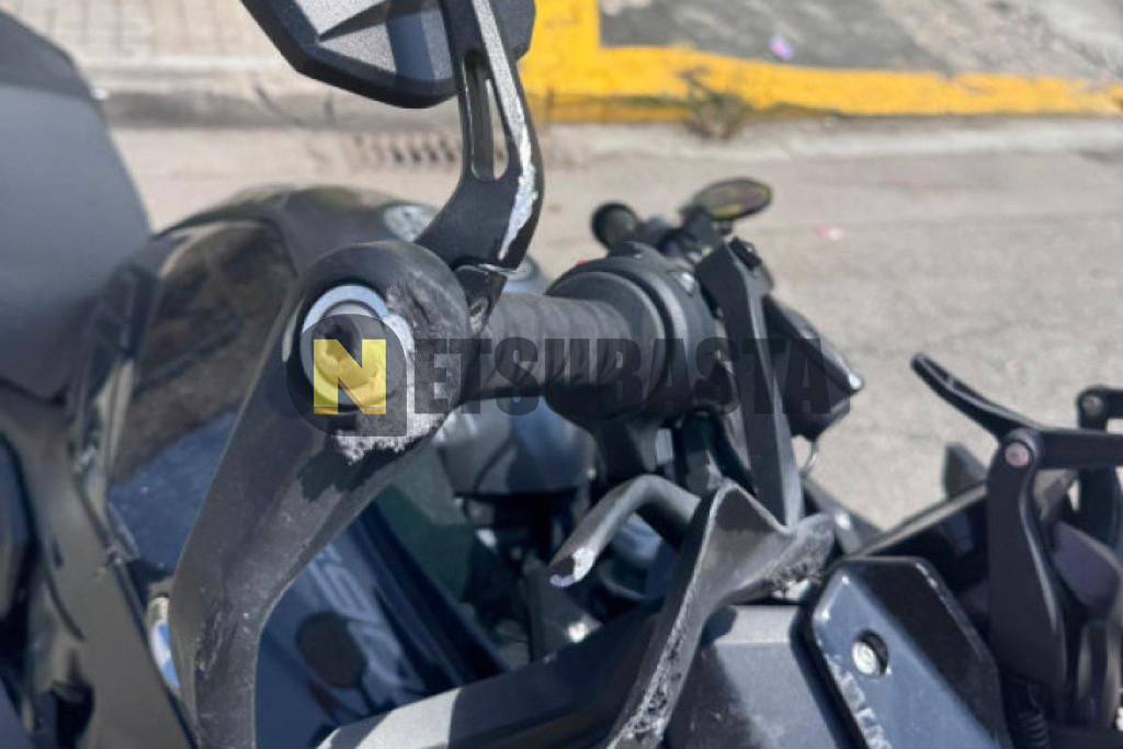 BMW F 900 XR 2025
