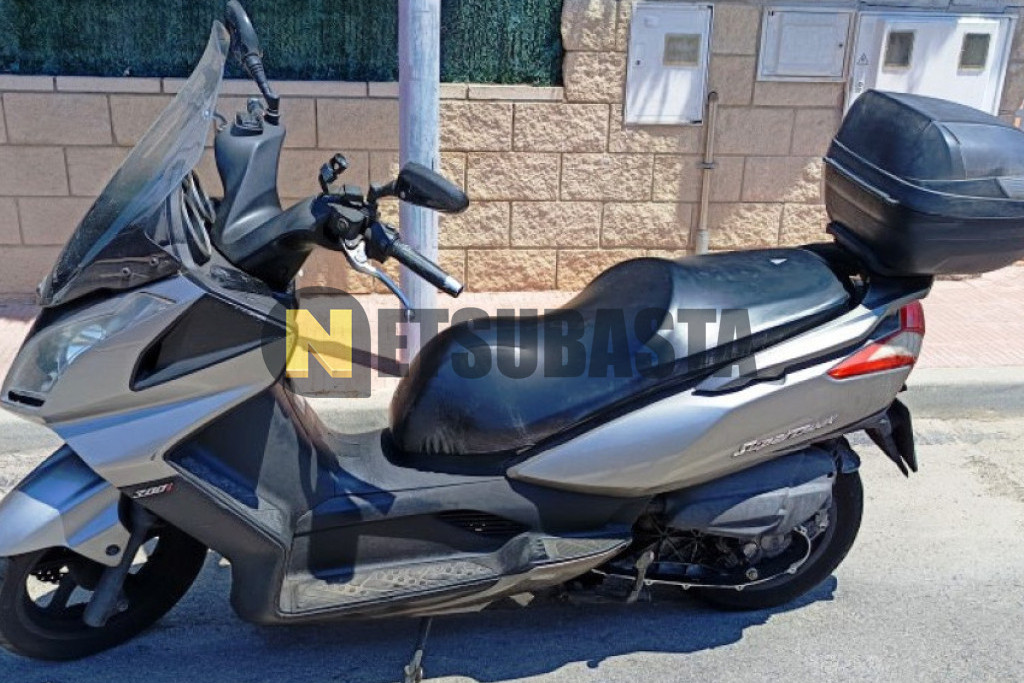 Kymco Super Dink 300i 2011