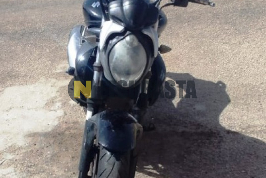 Suzuki Gladius 650 2010
