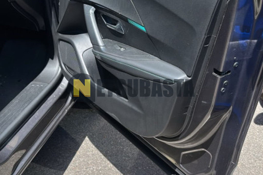 Peugeot 2008 1.2 PureTech 2023
