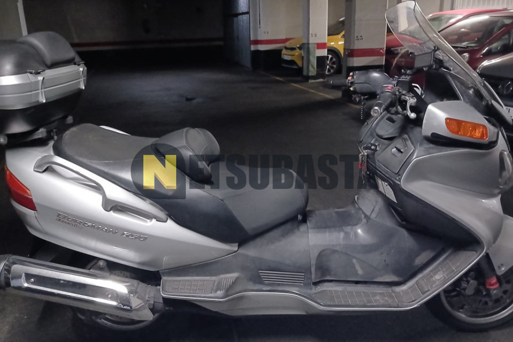 Suzuki Burgman 650 2004
