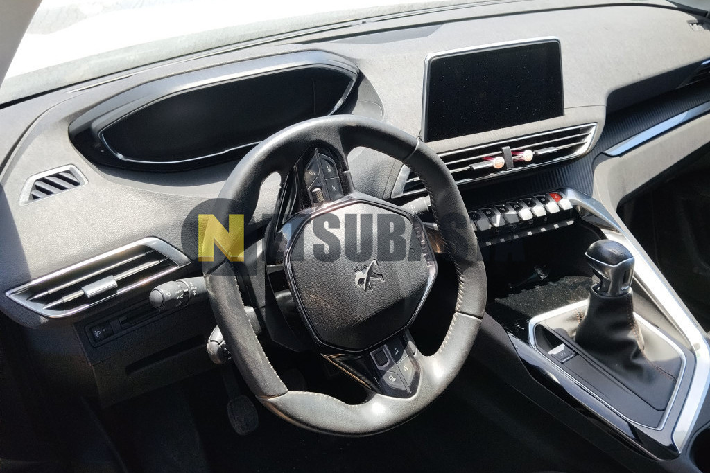 Peugeot 5008 1.2 PureTech 2020