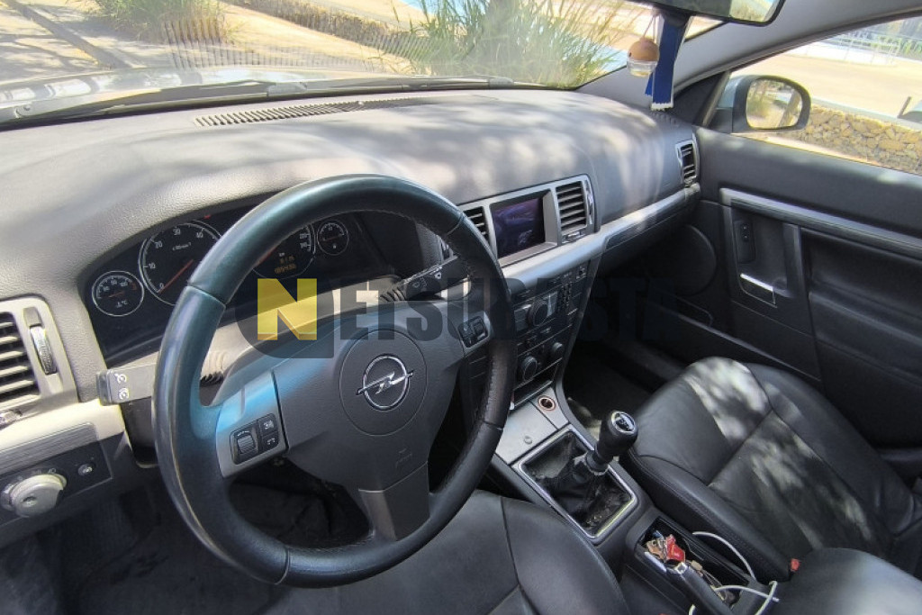 Opel Signum 3.0 V6 CDTi 24V 2006