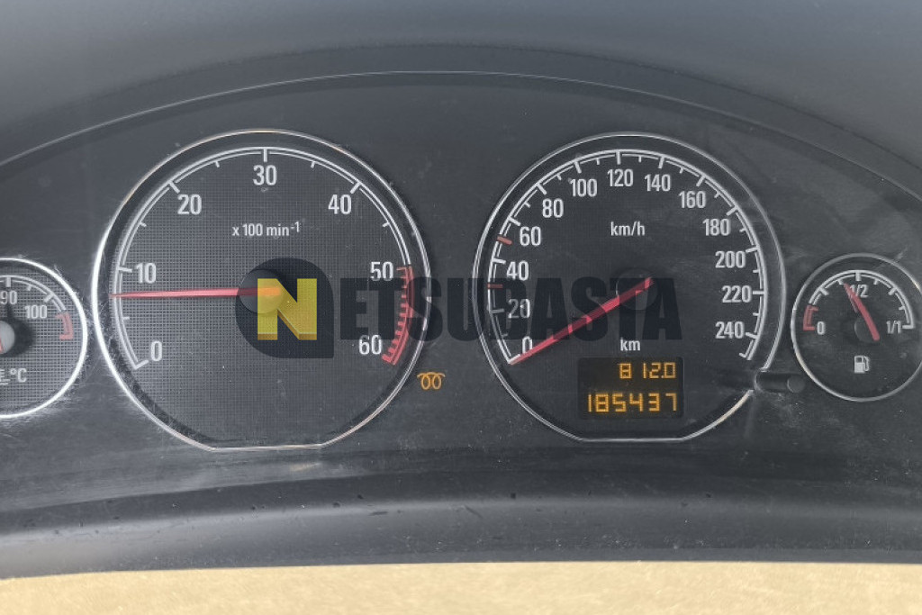 Opel Signum 3.0 V6 CDTi 24V 2006