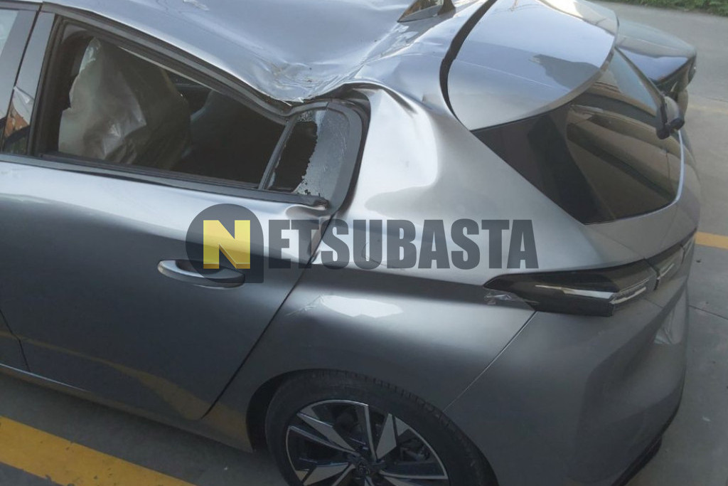 Peugeot 308 1.5 BlueHDi EAT8 2024