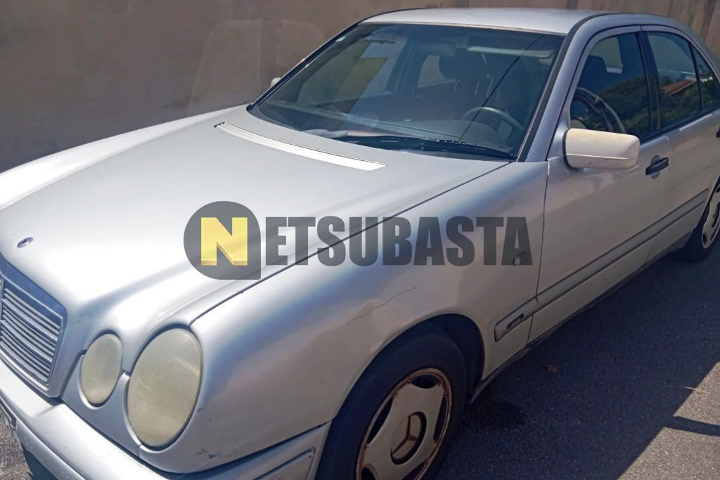 Mercedes-Benz E 240 Aut. 1998