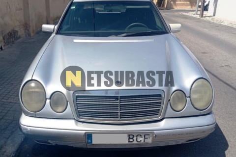 Mercedes-Benz E 240 Aut. 1998