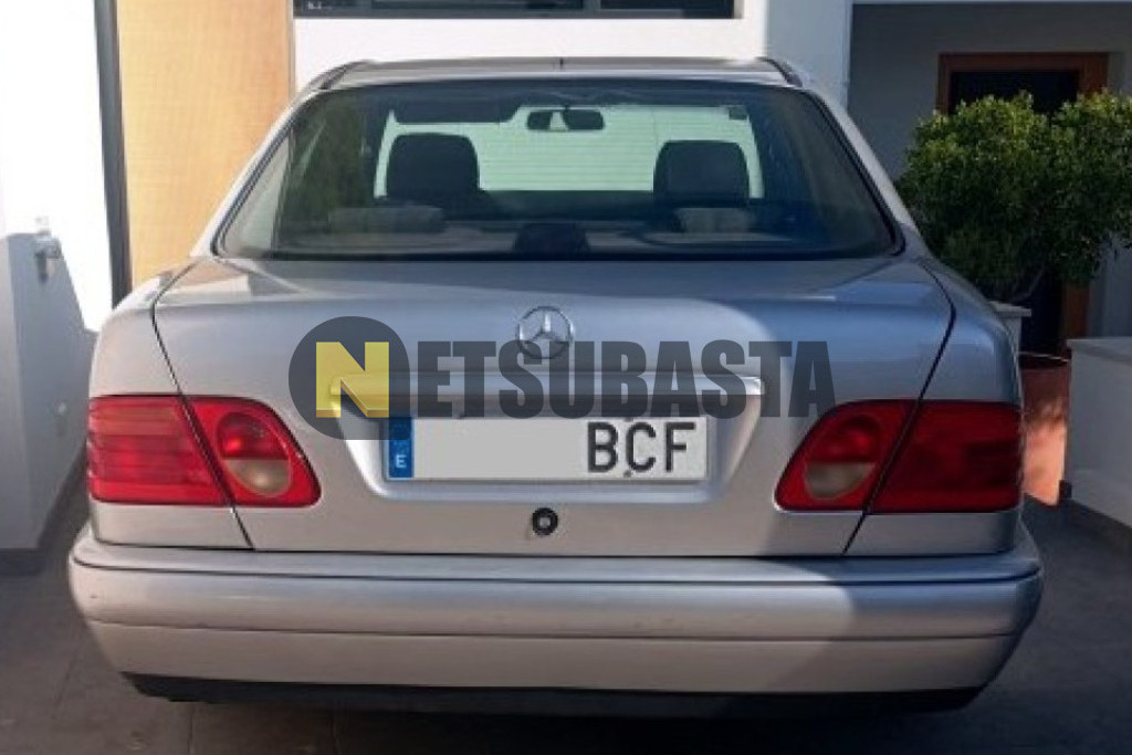 Mercedes-Benz E 240 Aut. 1998