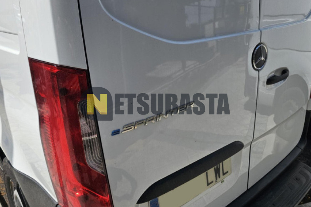 Mercedes-Benz Sprinter eSprinter 312 medio T alto e55 2022