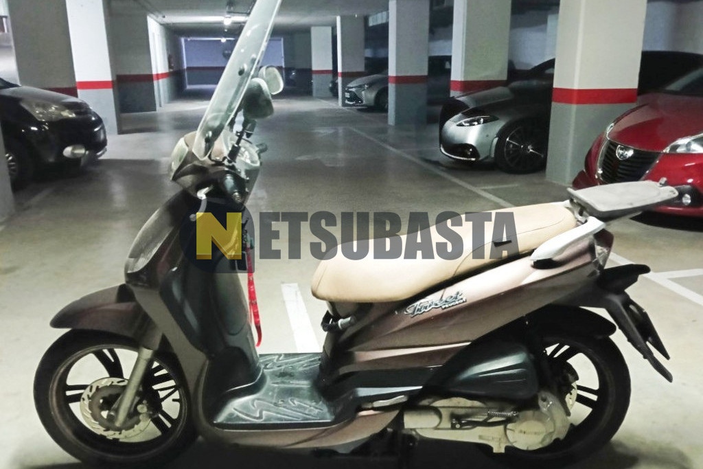 Peugeot TWEET 125 2015