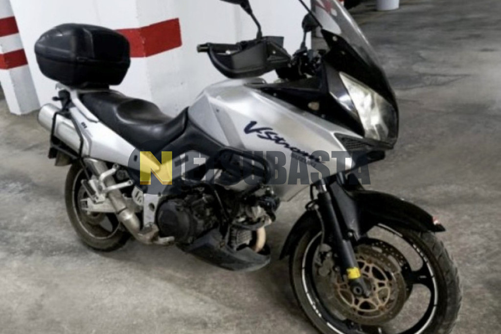 Suzuki V-Strom 1000 2004