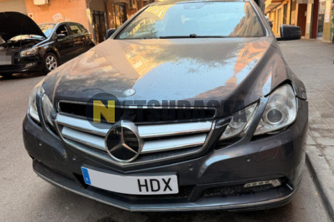 Mercedes-Benz E 350 CDI BlueEFFICIENCY Coupé 2010