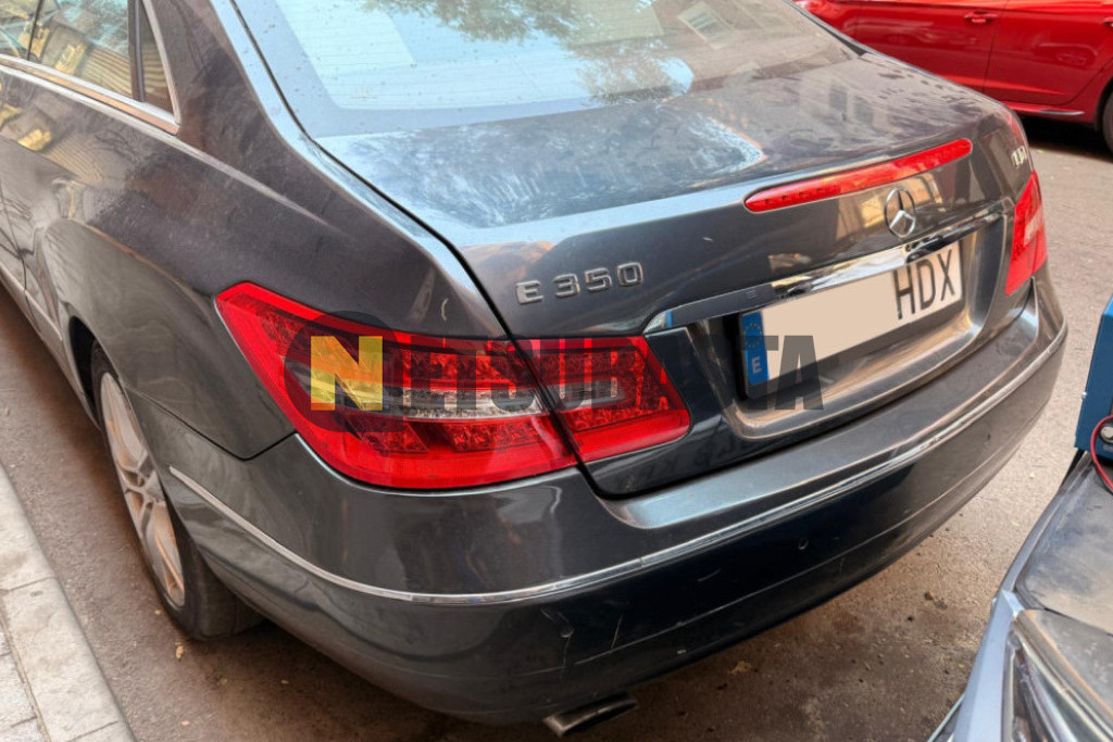 Mercedes-Benz E 350 CDI BlueEFFICIENCY Coupé 2010