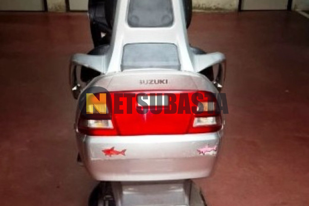 Suzuki Burgman 400 2002