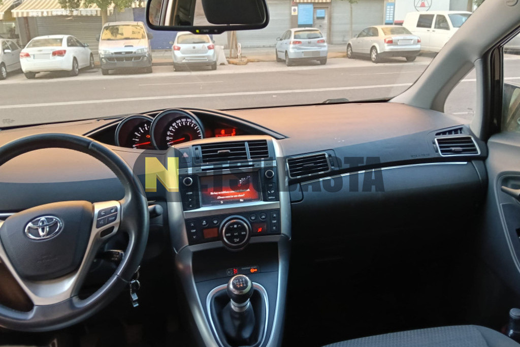 Toyota Verso 115D 7 plazas 2014