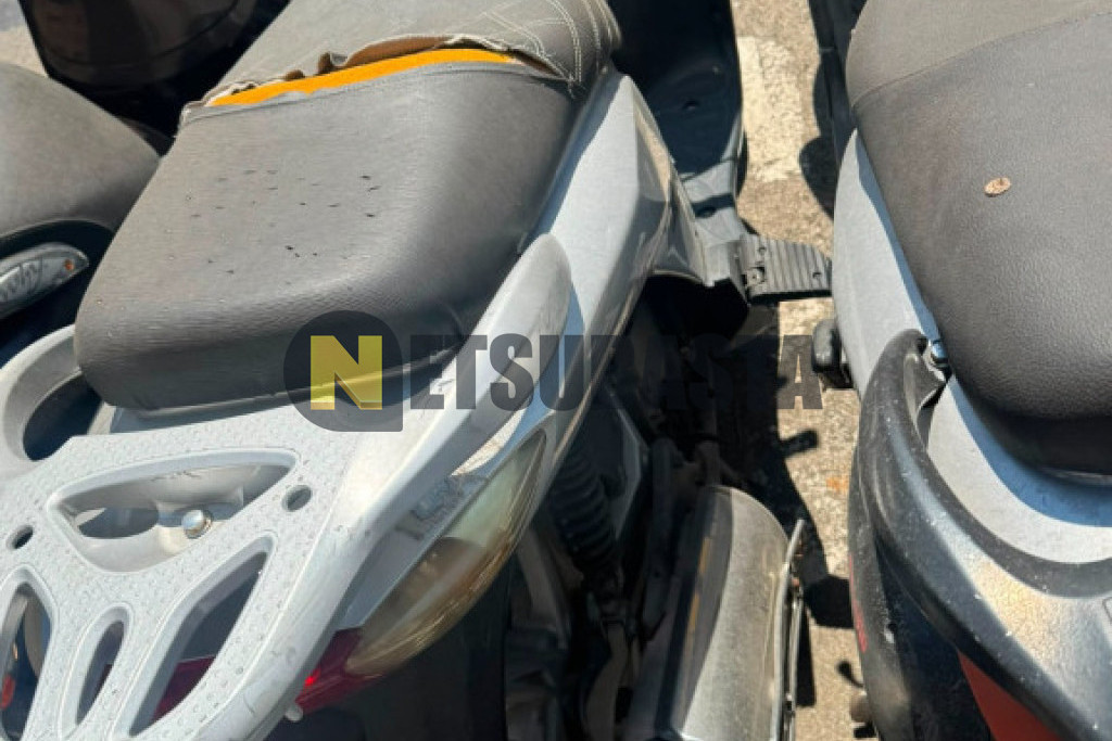 Honda Scoopy SH150 2004