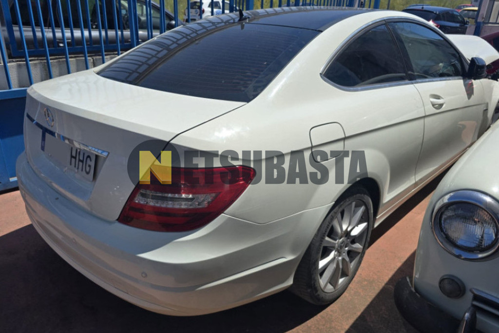 Mercedes-Benz C 180 BlueEFFICIENCY Coupé 2011