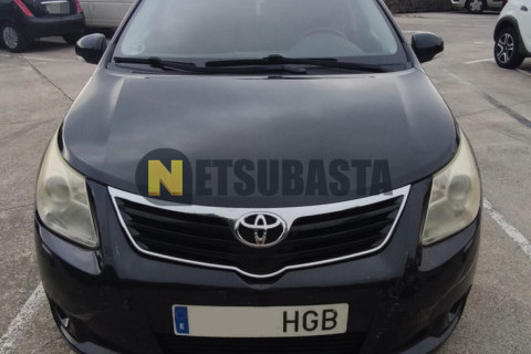 Toyota Avensis Cross Sport 2.2 D-4D 2011