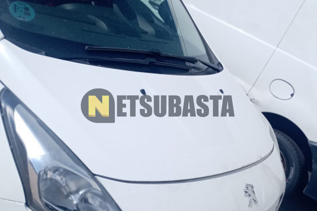 Peugeot 3008 1.2 PureTech 2016